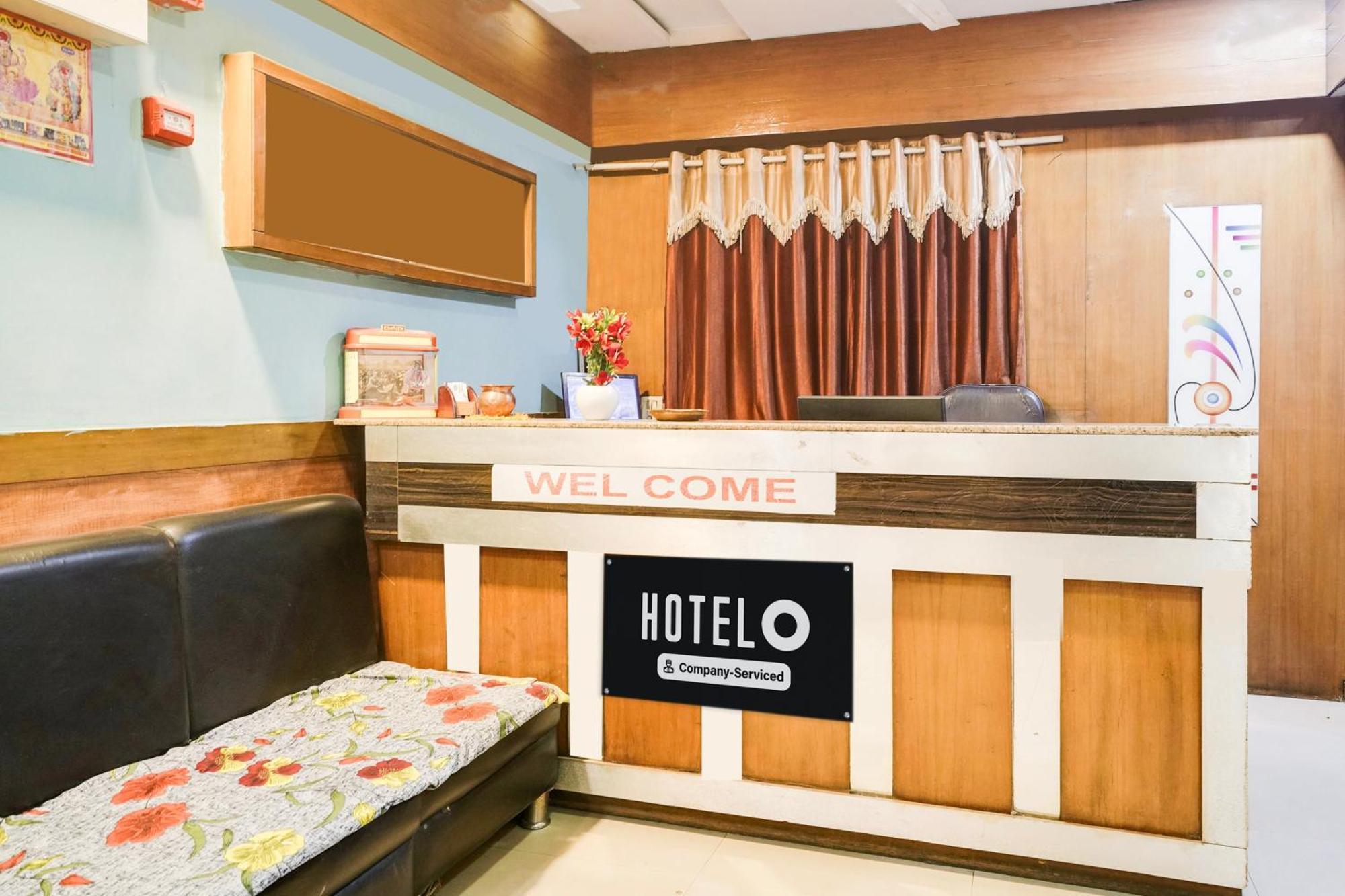 Hotel O Vanya Palace 아흐메다바드 외부 사진
